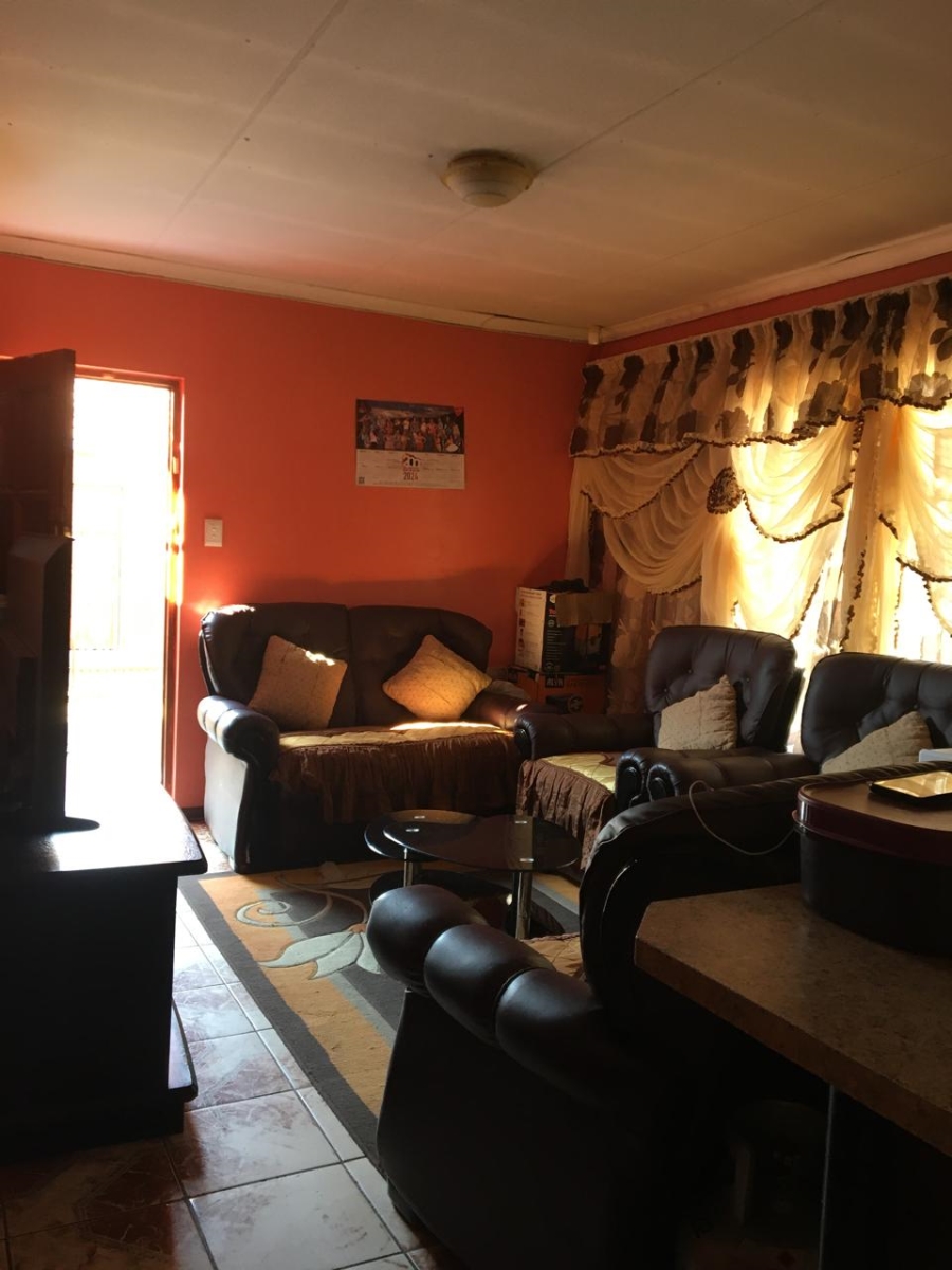 3 Bedroom Property for Sale in Mandela View Free State